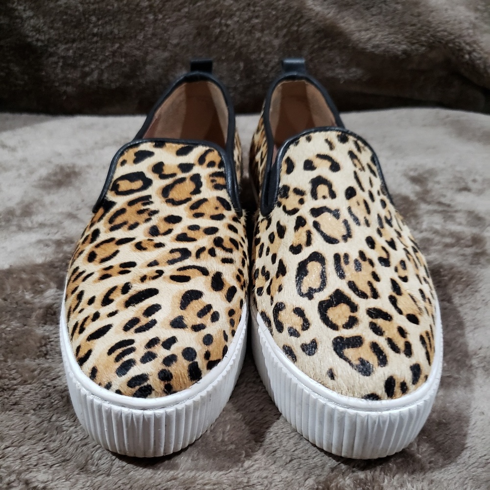Halogen slip on sneaker